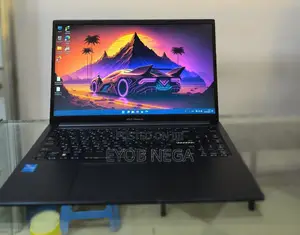 New Laptop Asus VivoBook 15 X505BA 8GB Intel Core I5 SSD 512GB