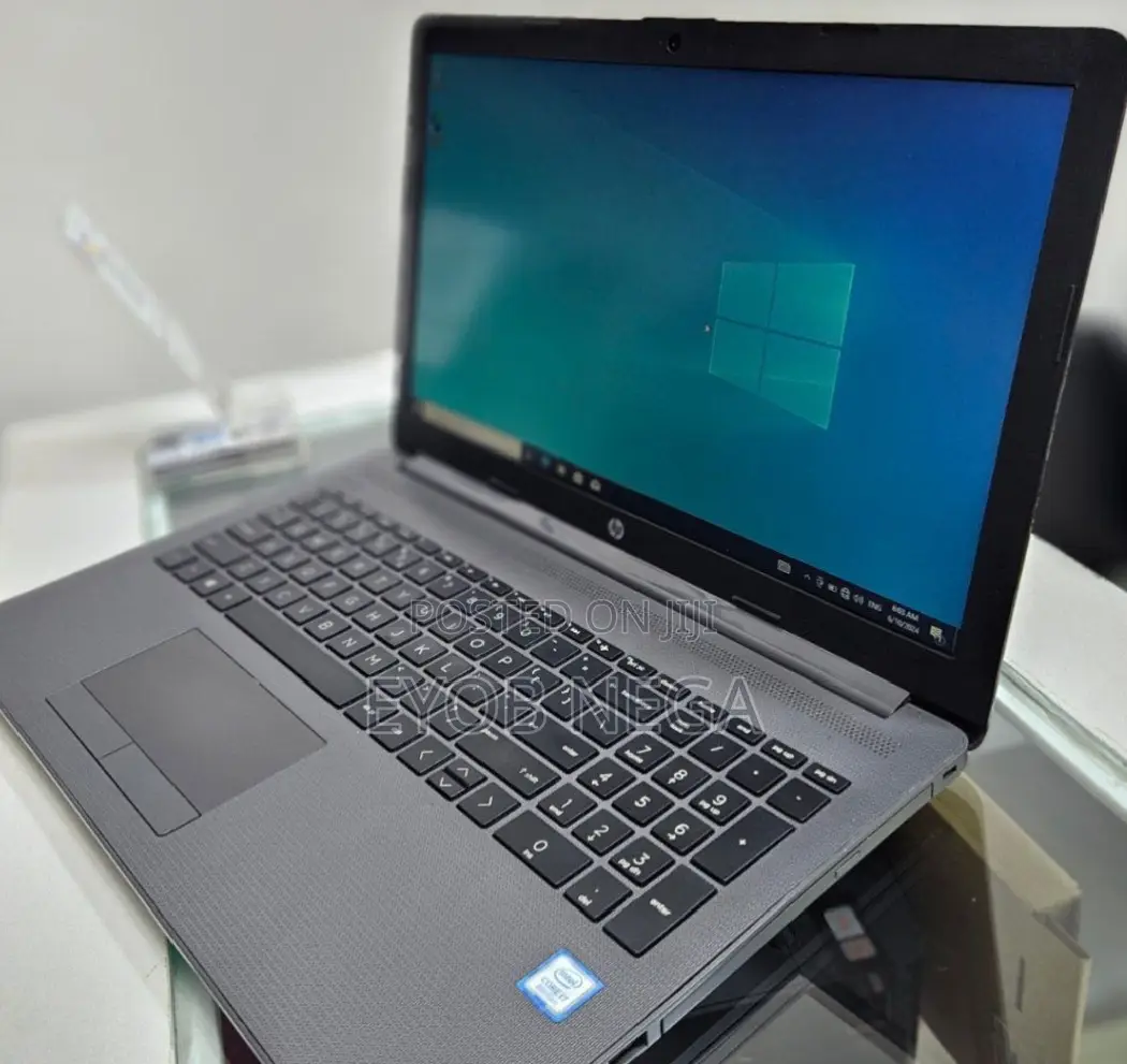 New Laptop HP Stream Notebook 8GB Intel Core I7 SSD 256GB