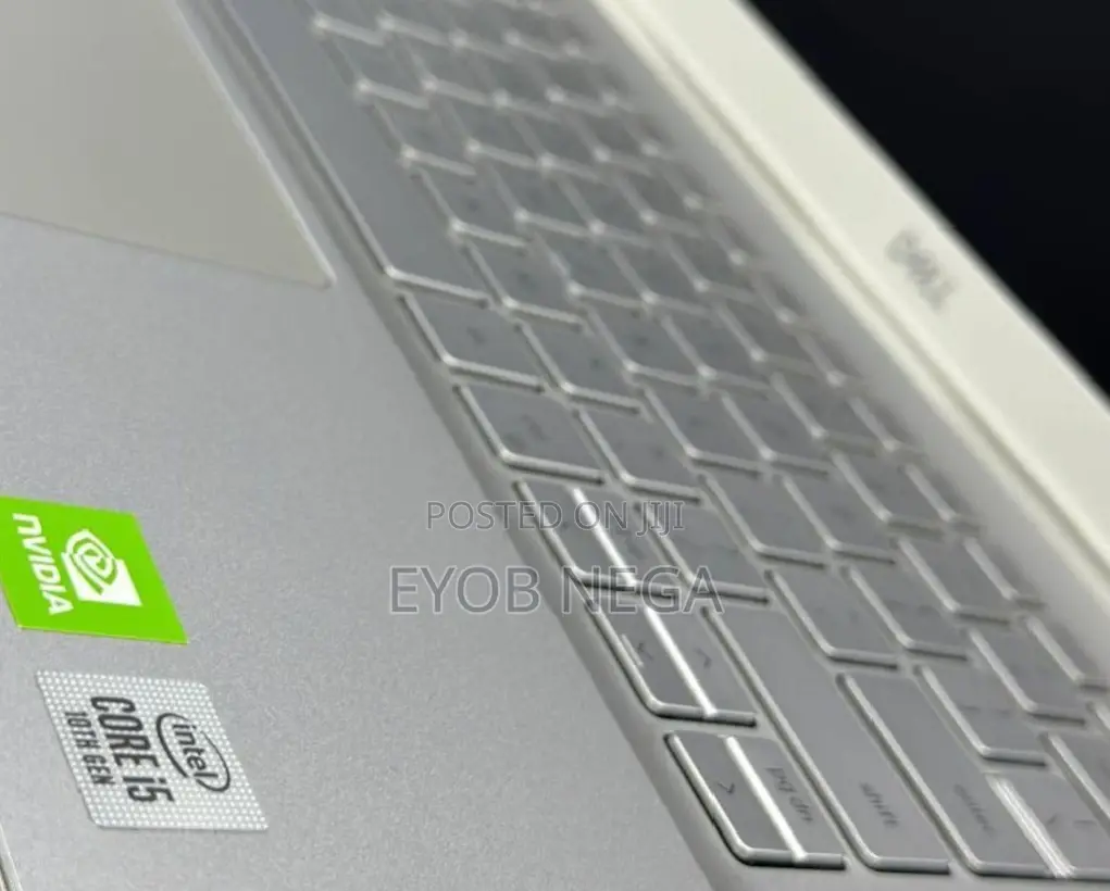 New Laptop Dell Inspiron 15 8GB Intel Core I5 SSD 512GB