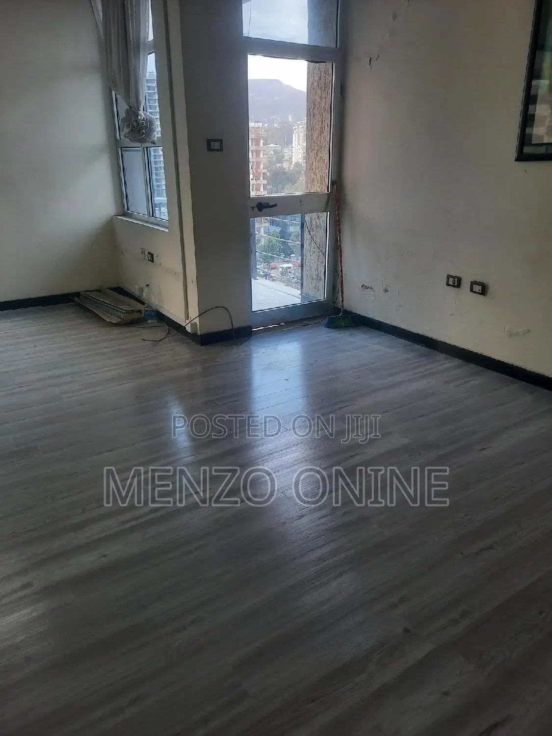 Supply and Fix SPC Flooring