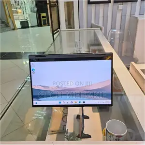 New Laptop Lenovo Yoga 700 16GB Intel Core I7 SSD 512GB