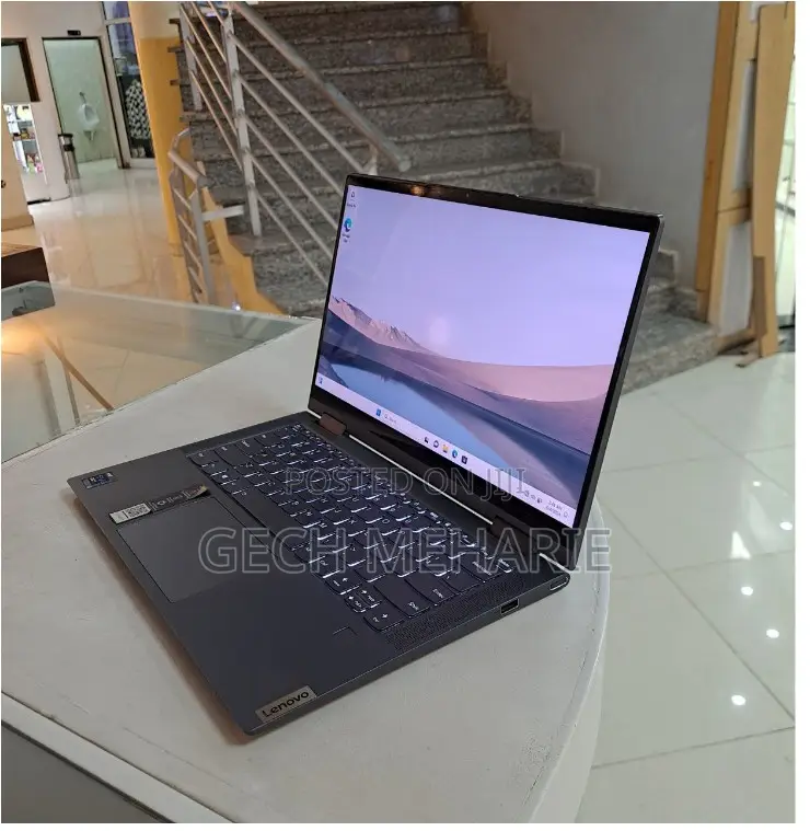 New Laptop Lenovo Yoga 700 16GB Intel Core I7 SSD 512GB
