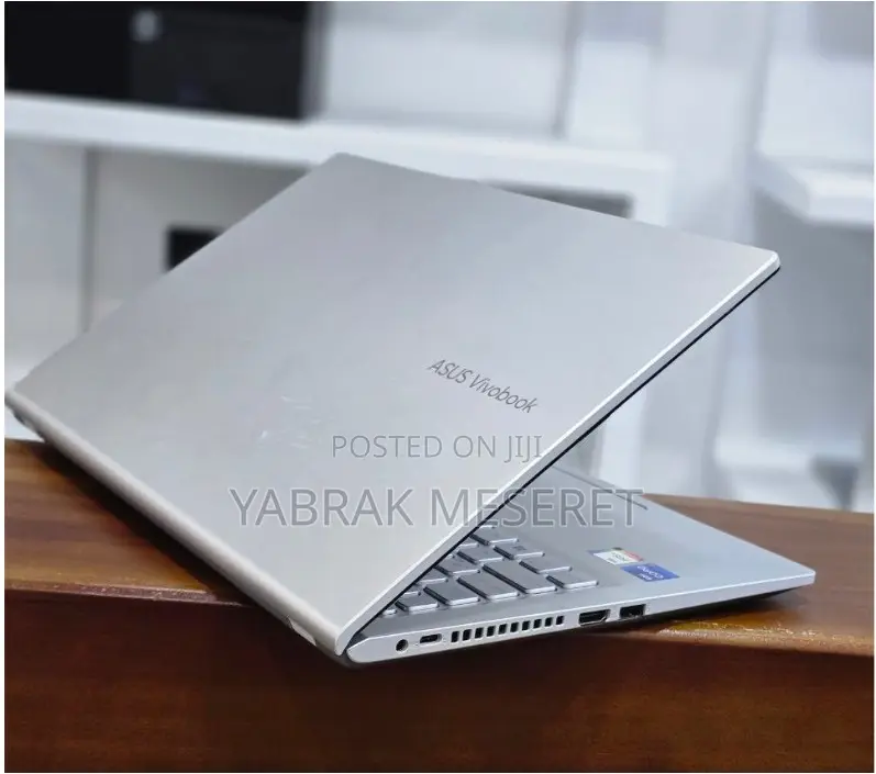 New Laptop Asus VivoBook 15 X505BA 16GB Intel Core I7 SSD 512GB