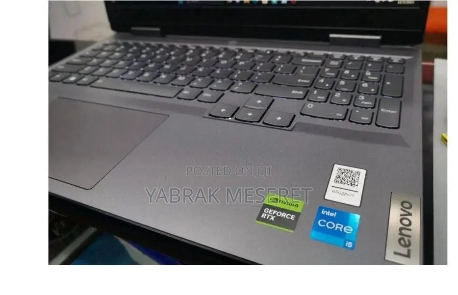 New Laptop Lenovo LOQ 15IRH8 8GB Intel Core i5 SSD 1T