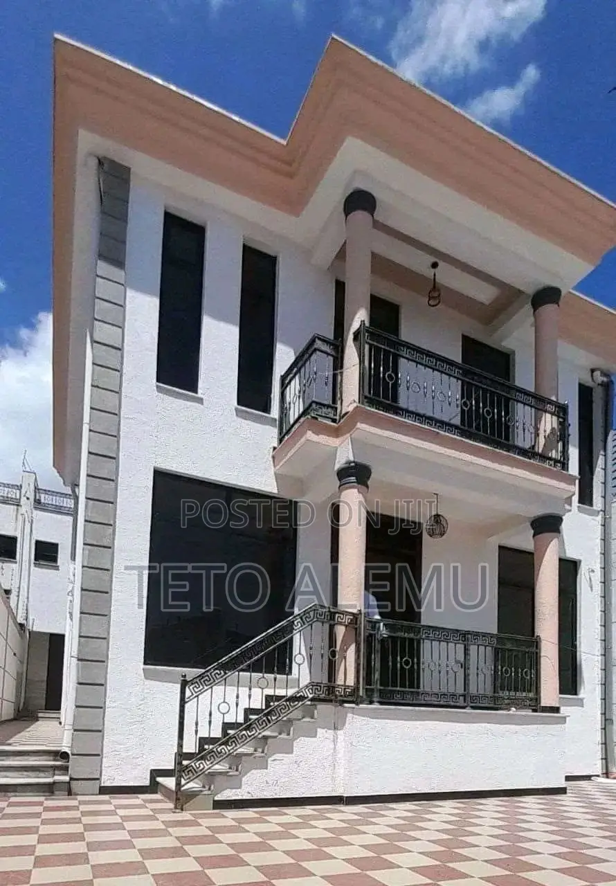 6bdrm House in የሚሸጥ ቤት አያት ዞን ውስጥ, Yeka for sale