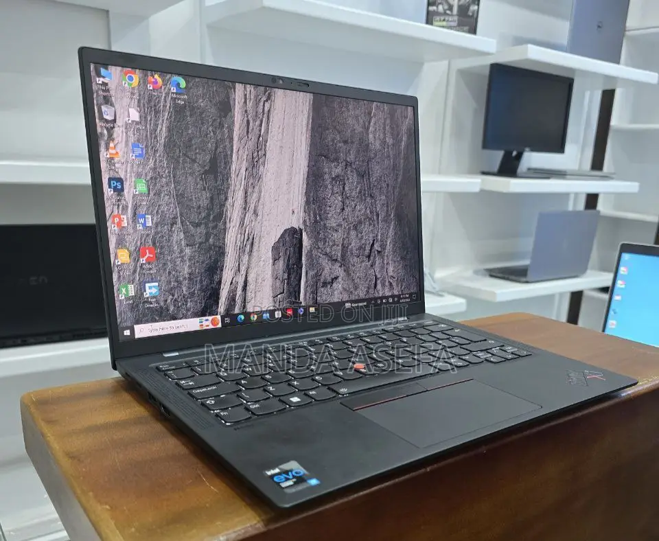 New Laptop Lenovo ThinkPad X1 Carbon 16GB Intel Core I7 SSD 1T