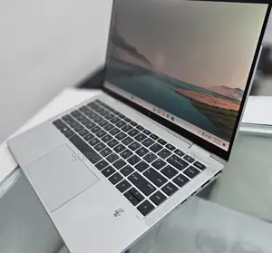 New Laptop HP EliteBook 830 G8 16GB Intel Core I7 SSD 512GB