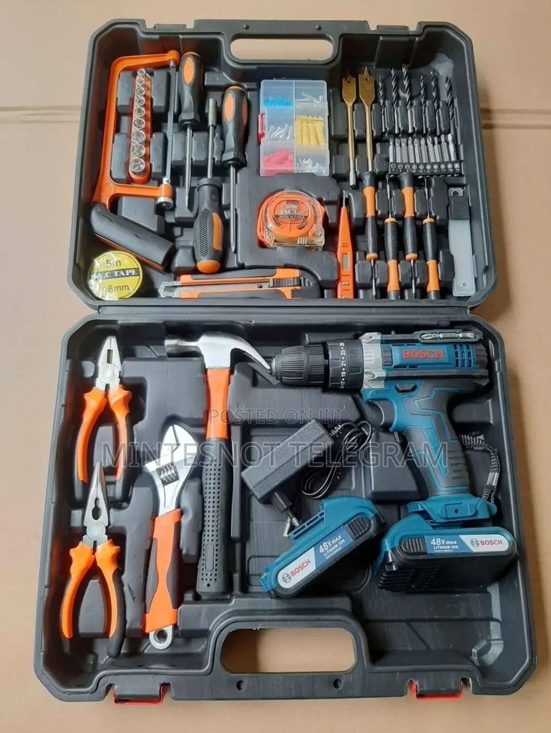 Bosch Tools Box With Chargeable Drill