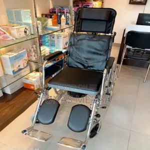 Wheelchair and Mobile Commode罡wheelchair With Leg Support𡥘