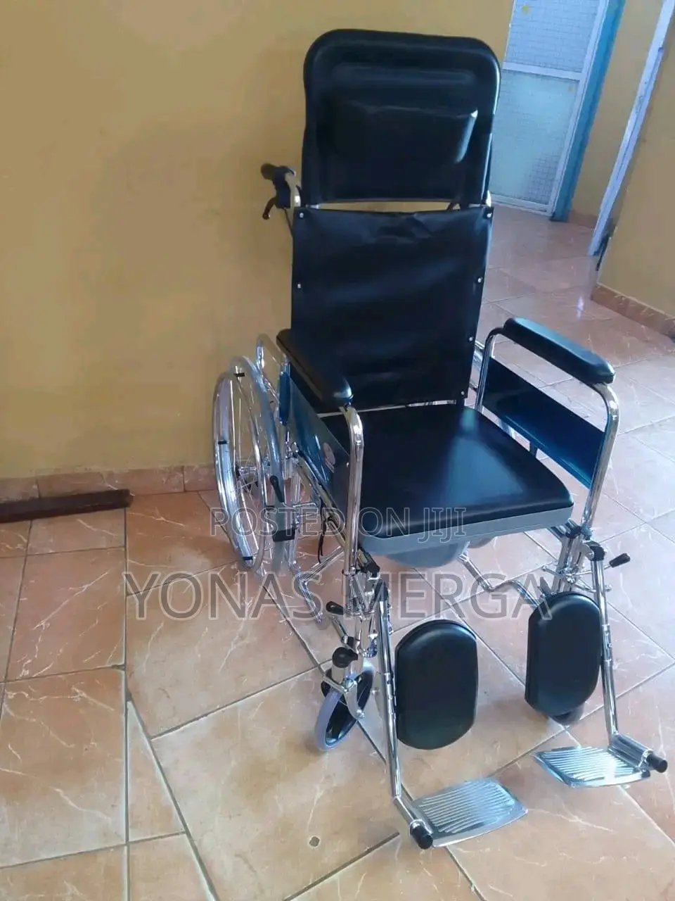 Reclining 90 Upto180° Wheelchair足wheelchair暺commode/Bath/Etc