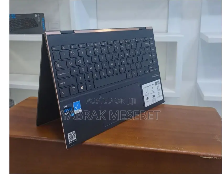 New Laptop Asus Zenbook 14 UX434 16GB Intel Core I7 SSD 512GB