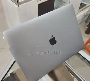 New Laptop Apple MacBook Air 2019 8GB Intel Core I5 SSD 256GB