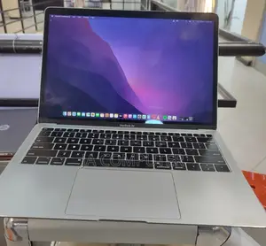 Photo - New Laptop Apple MacBook Air 2019 8GB Intel Core I5 SSD 256GB