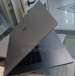 New Laptop Apple MacBook Air 2019 8GB Intel Core I5 SSD 256GB