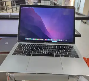 New Laptop Apple MacBook Air 2019 8GB Intel Core I5 SSD 256GB