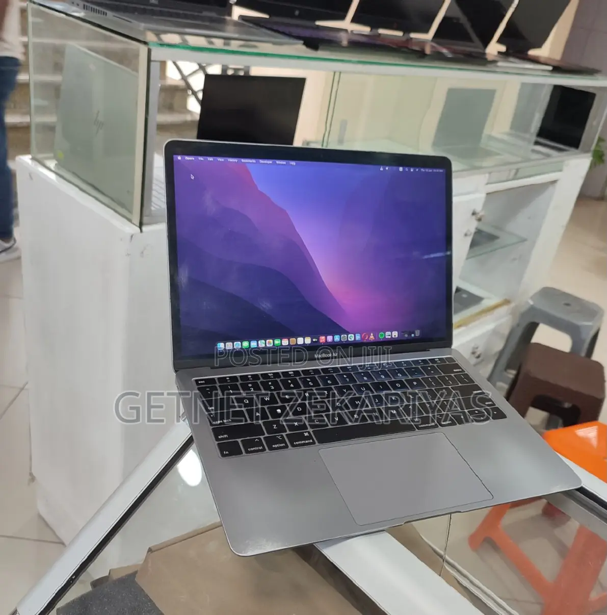 New Laptop Apple MacBook Air 2019 8GB Intel Core I5 SSD 256GB