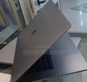 New Laptop Apple MacBook Air 2019 8GB Intel Core I5 SSD 256GB