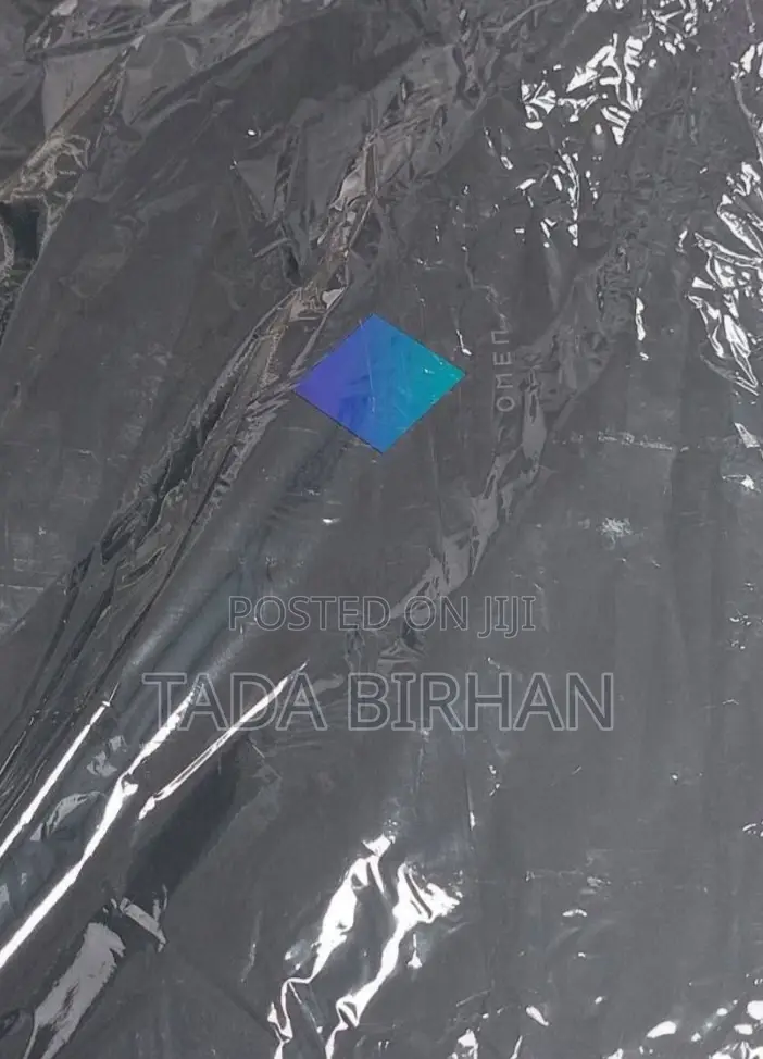 New Laptop HP Omen 17t 18GB Intel Core i7 SSD 512GB