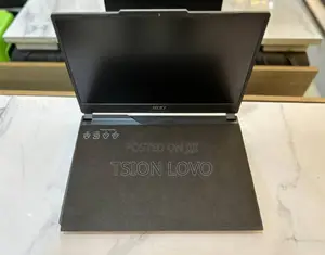 New Laptop MSI Crosshair 15 B12U 16GB Intel Core I7 SSD 512GB