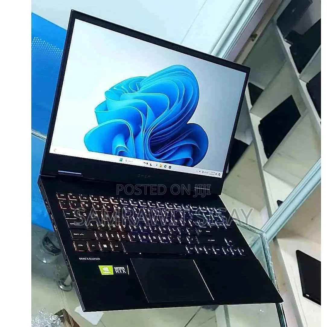 New Laptop HP Omen 15 16GB Intel Core i7 SSD 1T