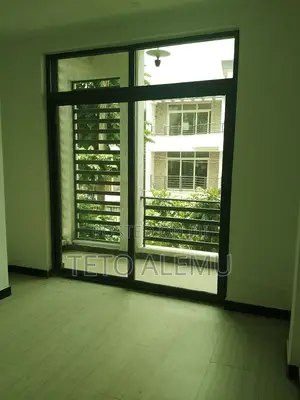 6bdrm House in የሚሸጥ ቤት ቦሌ ቡልቡላ, Bole for sale