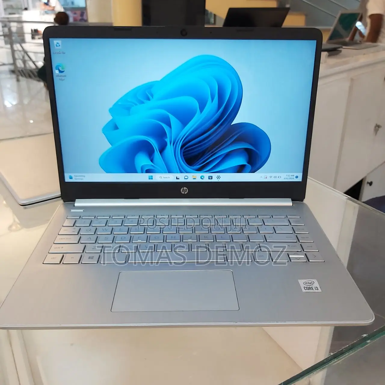New Laptop HP Stream Notebook 8GB Intel Core I5 SSD 256GB