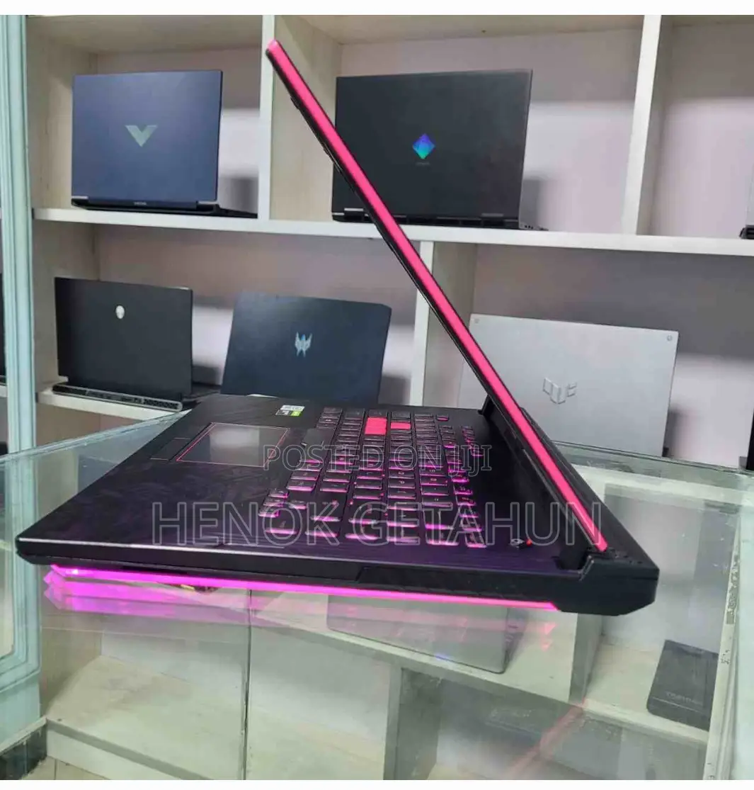 New Laptop Asus ROG Strix G15 16GB Intel Core I7 SSD 512GB