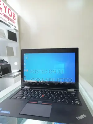 New Laptop Lenovo Yoga 260 8GB Intel Core I7 SSD 256GB