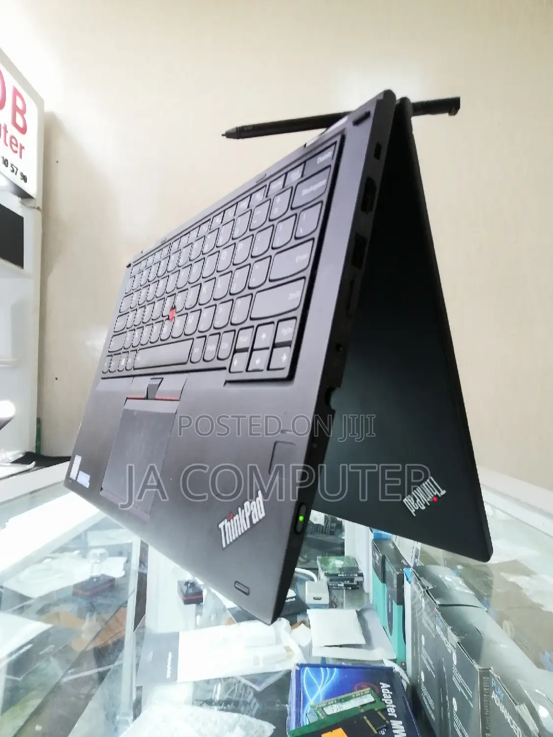 New Laptop Lenovo Yoga 260 8GB Intel Core I7 SSD 256GB