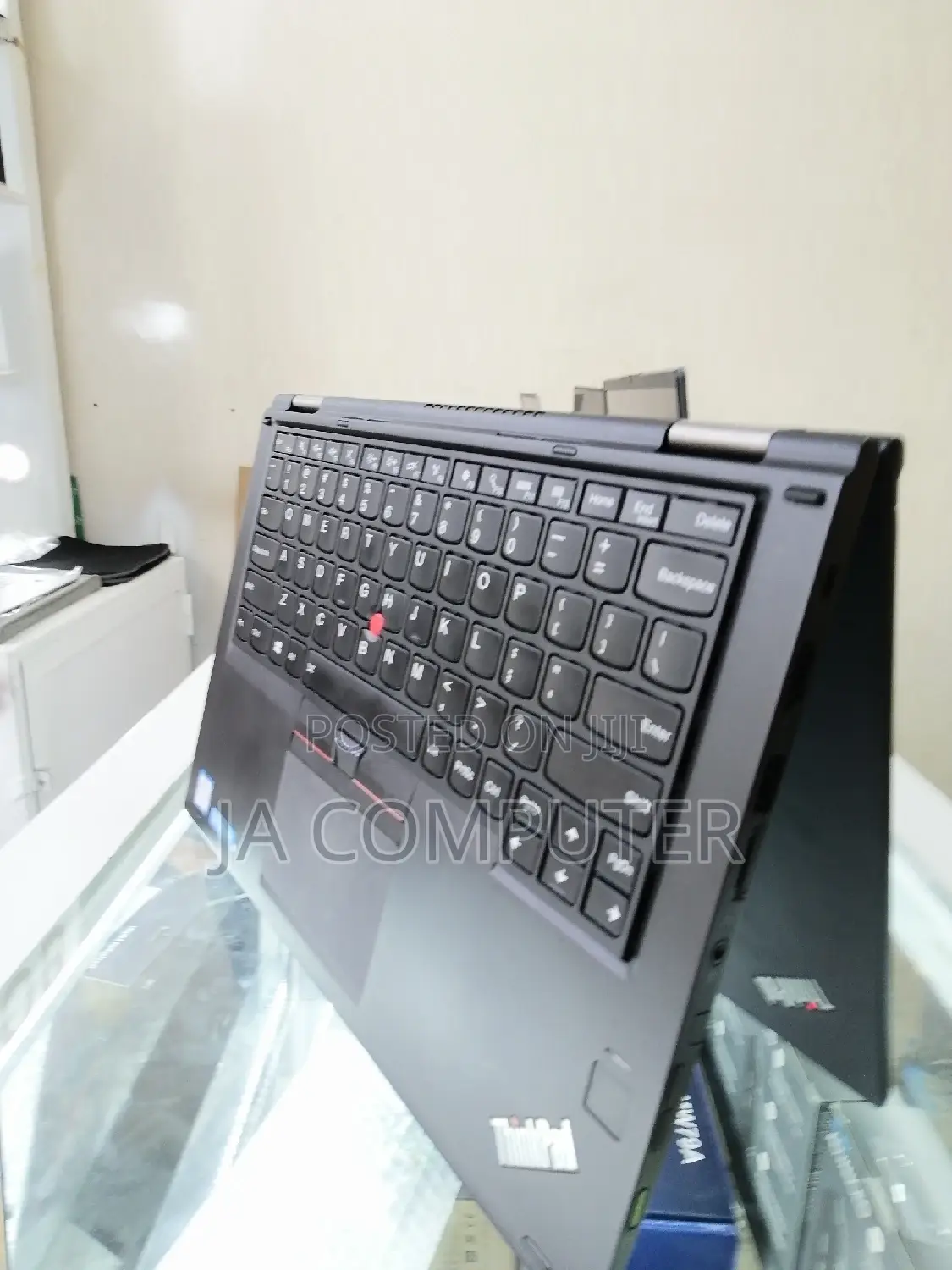 New Laptop Lenovo Yoga 260 8GB Intel Core I7 SSD 256GB