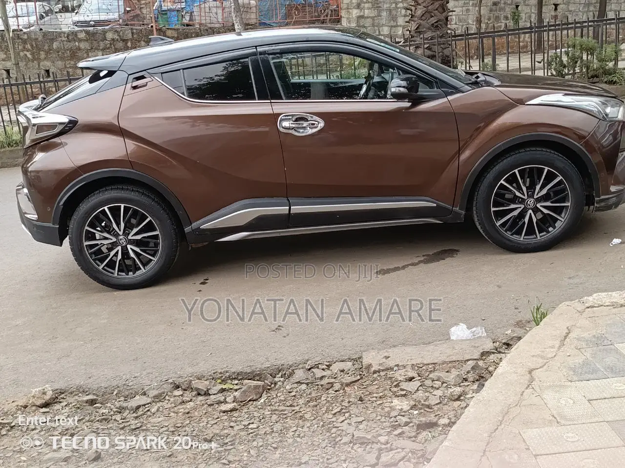 Toyota C-HR 2017 Brown