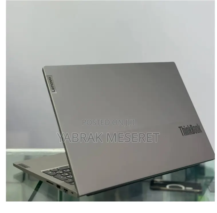 New Laptop Lenovo ThinkBook 15 8GB Intel Core I7 SSD 512GB