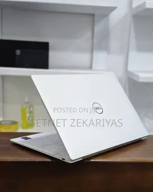 New Laptop Dell XPS 13 32GB Intel Core I7 SSD 1T