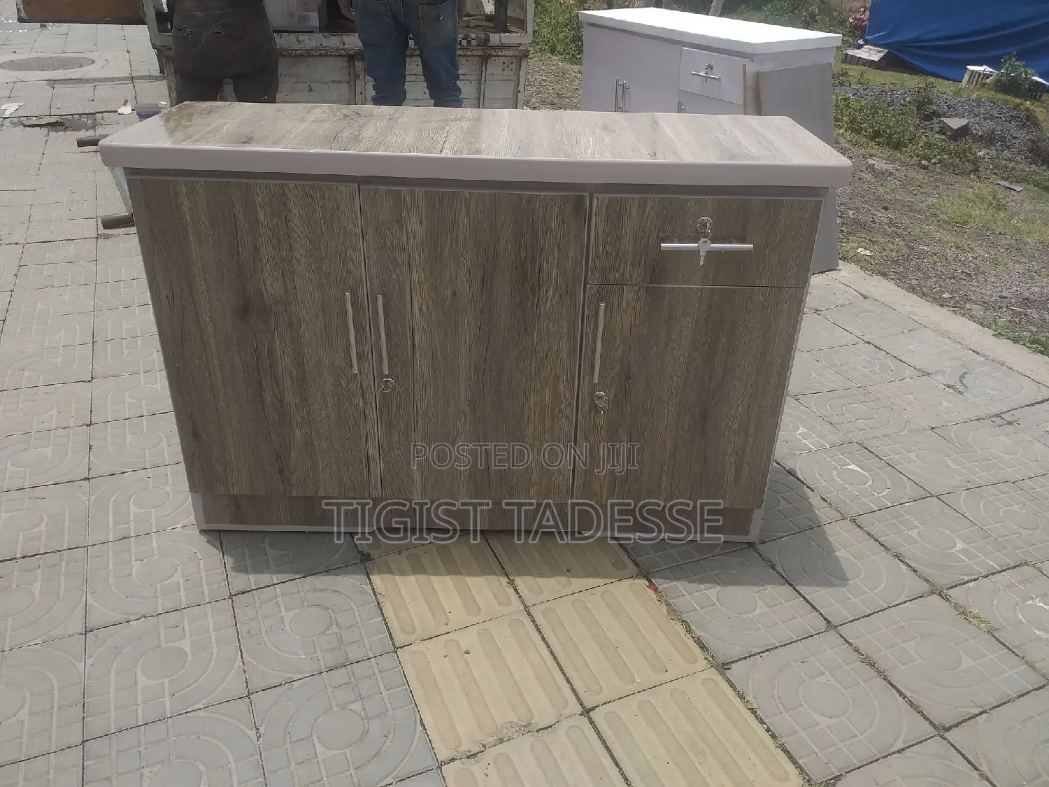 Kitchen Bufe Done By Laminated Mdf ላምኔት ብፌ 120cm *40cm