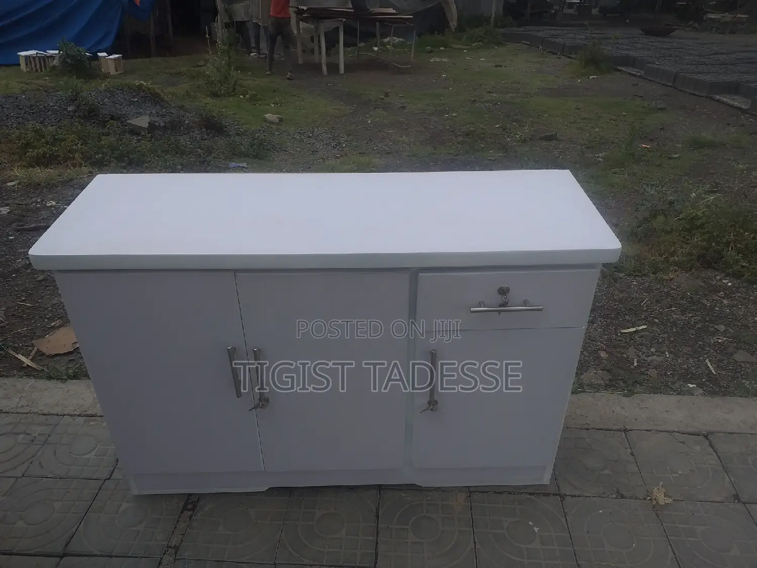 Kitchen Bufe Done By Laminated Mdf ላምኔት ብፌ 120cm *40cm