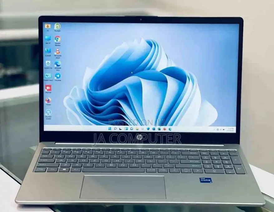 New Laptop HP Stream Notebook 8GB Intel Core I5 SSD 512GB