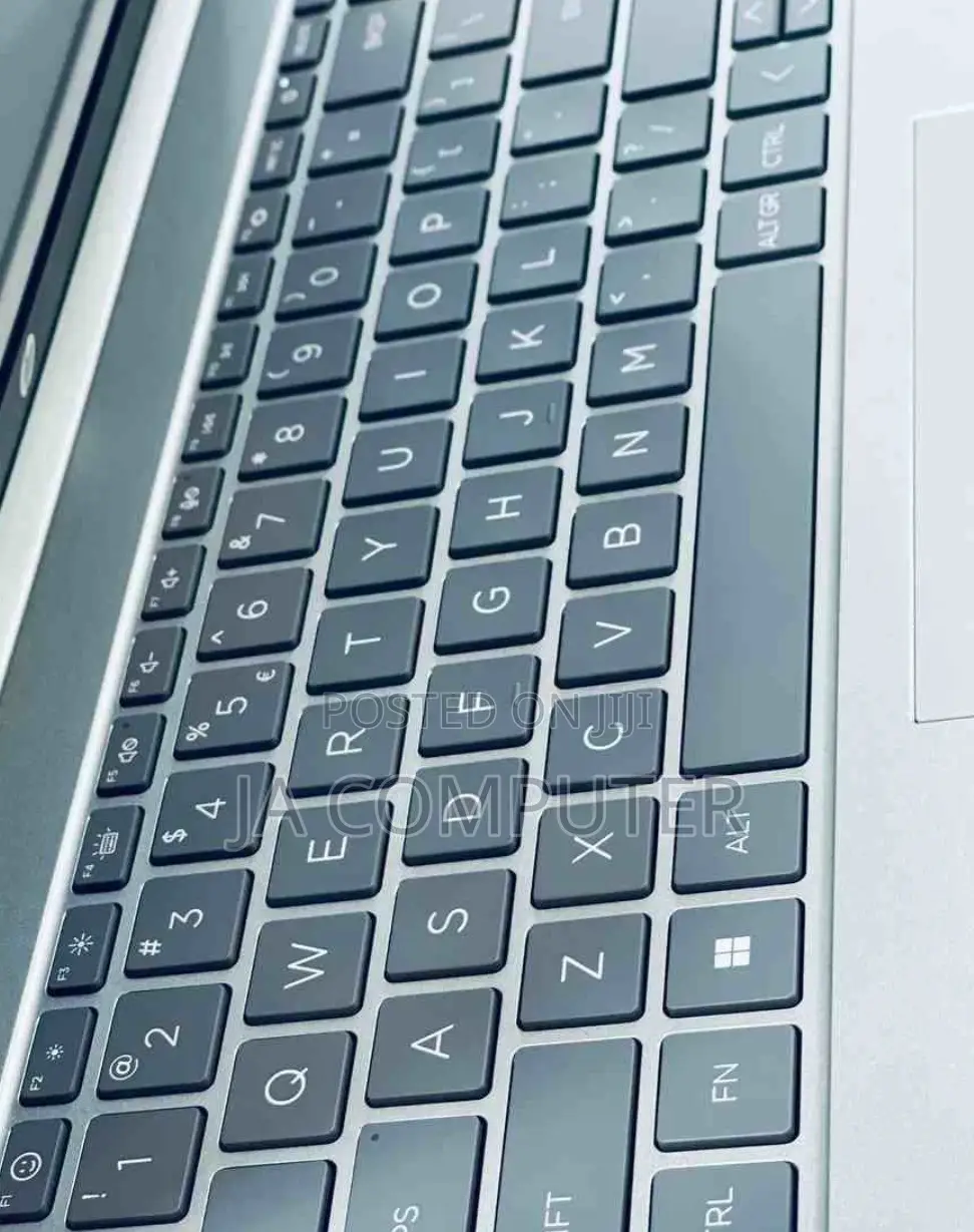 New Laptop HP Stream Notebook 8GB Intel Core I5 SSD 512GB