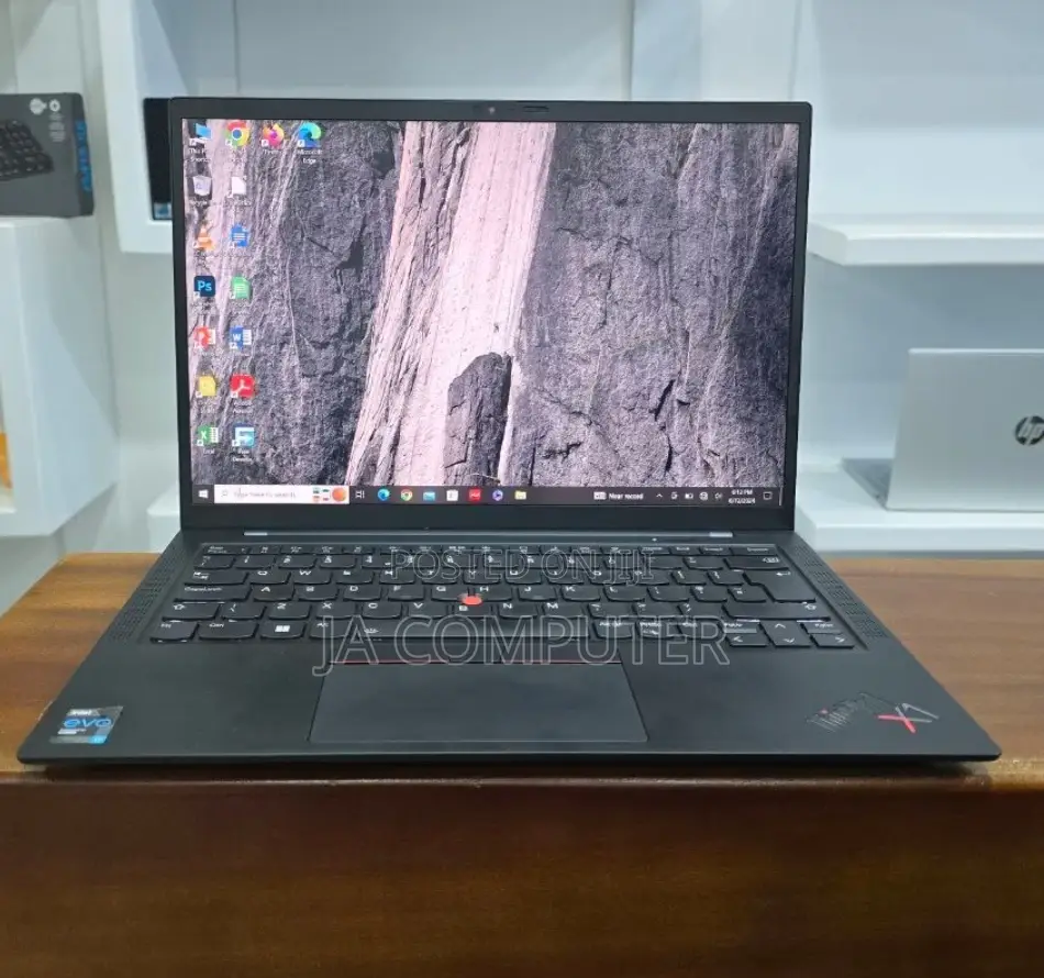 New Laptop Lenovo ThinkPad X1 Carbon 16GB Intel Core I7 SSD 1T
