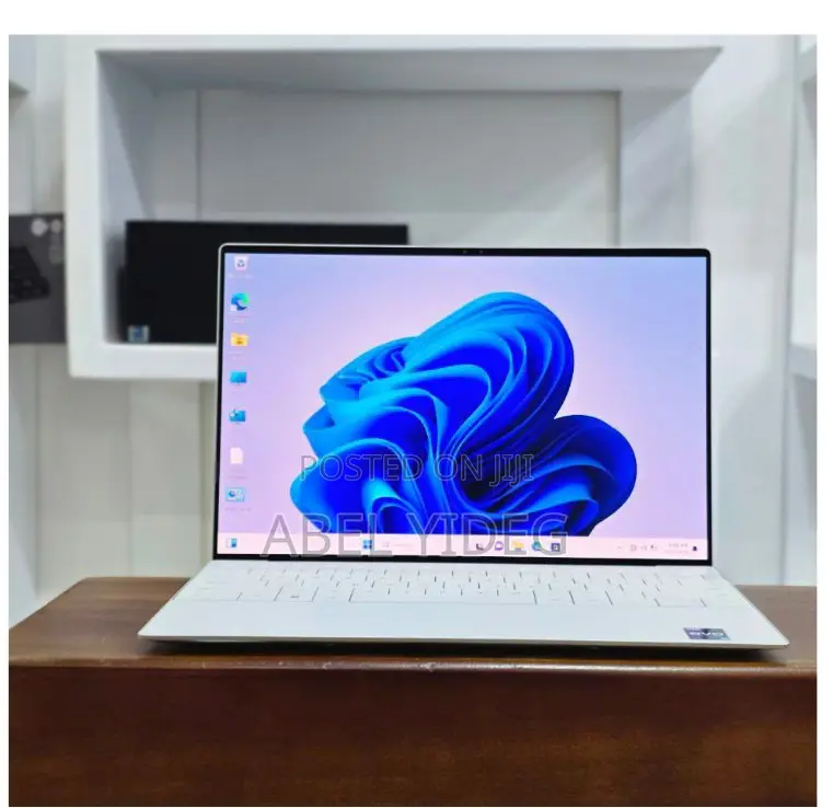 New Laptop Dell XPS 13 32GB Intel Core I7 SSD 1T