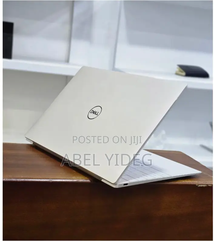 New Laptop Dell XPS 13 32GB Intel Core I7 SSD 1T
