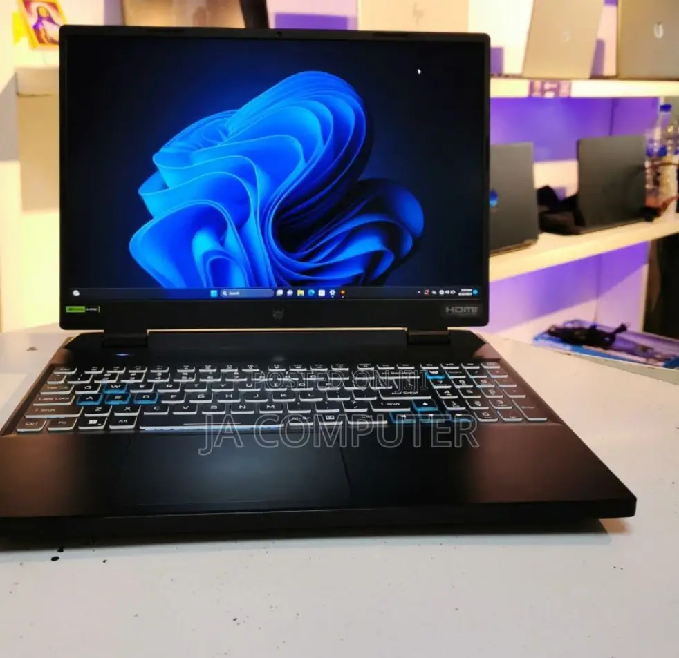 New Laptop Acer Predator Helios Neo 16 16GB Intel Core I9 SSD 1T