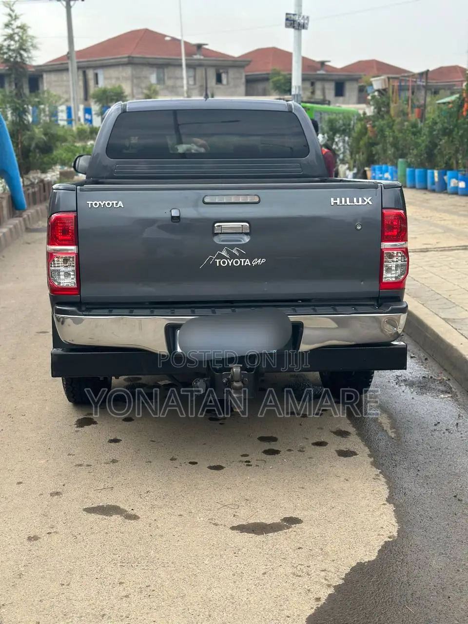 Toyota Hilux 2013 Gray