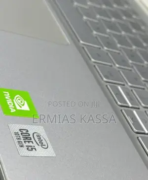 New Laptop Dell Inspiron 15 8GB Intel Core I5 SSD 512GB