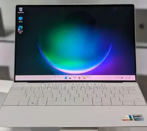 New Laptop Dell XPS 13 9320 32GB Intel Core I7 SSD 1T