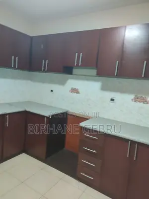 3 Bedroom Luxury Apartiment Rent