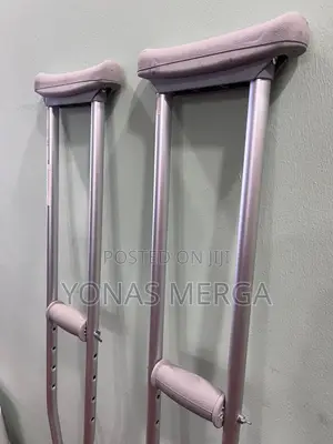 Elderly/Disabled/Patients/Crutches吵kranch刀ክራንች幼crunch枳cranch