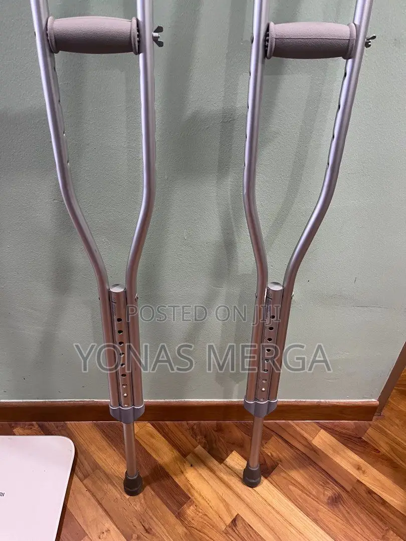 Elderly/Disabled/Patients/Crutches吵kranch刀ክራንች幼crunch枳cranch