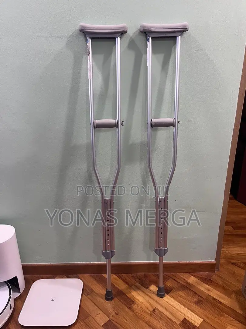 Elderly/Disabled/Patients/Crutches吵kranch刀ክራንች幼crunch枳cranch