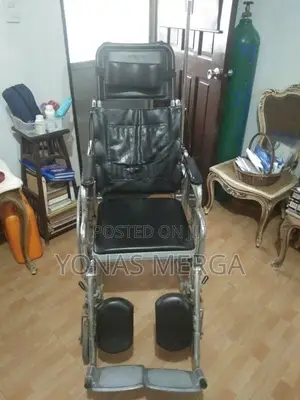 Multifunctional ዊልቼር Light Wheelchair曱wheelchair Solid Tyres