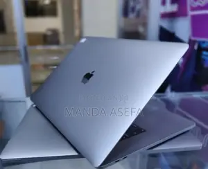 New Laptop Apple MacBook Pro 2017 16GB Intel Core I7 SSD 1T